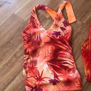 Renee Lauren top size small